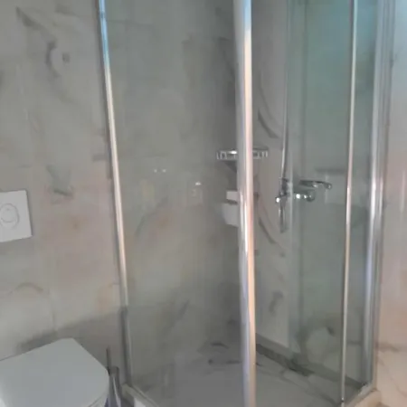 Pelivani Couette-café